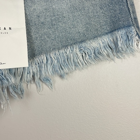 NWT KanCan Women Jean Denim Shorts SZ 7/27 Mid Rise Distressed Belt - Picture 4 of 13